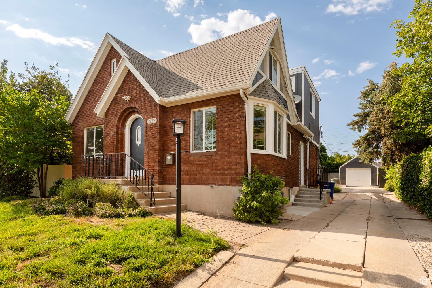 Property thumbnail image